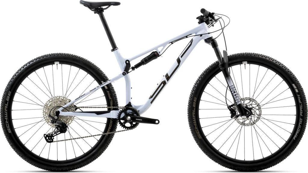 Superior XF 929 RC (2024)